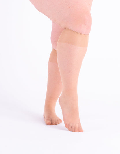 KNEE-HIGH 01