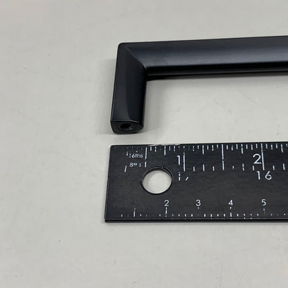 BERENSON (10 PACK) Metro 160mm CC Matte Black Pull Zinc 4121-1055-P
