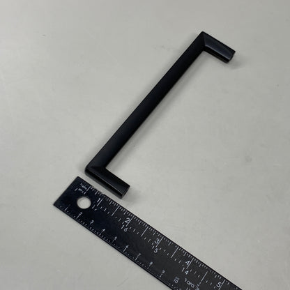 BERENSON (10 PACK) Metro 160mm CC Matte Black Pull Zinc 4121-1055-P