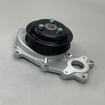 GMB Engine Water Pump for Mobility/Ford Vehicles 194197 125-3285