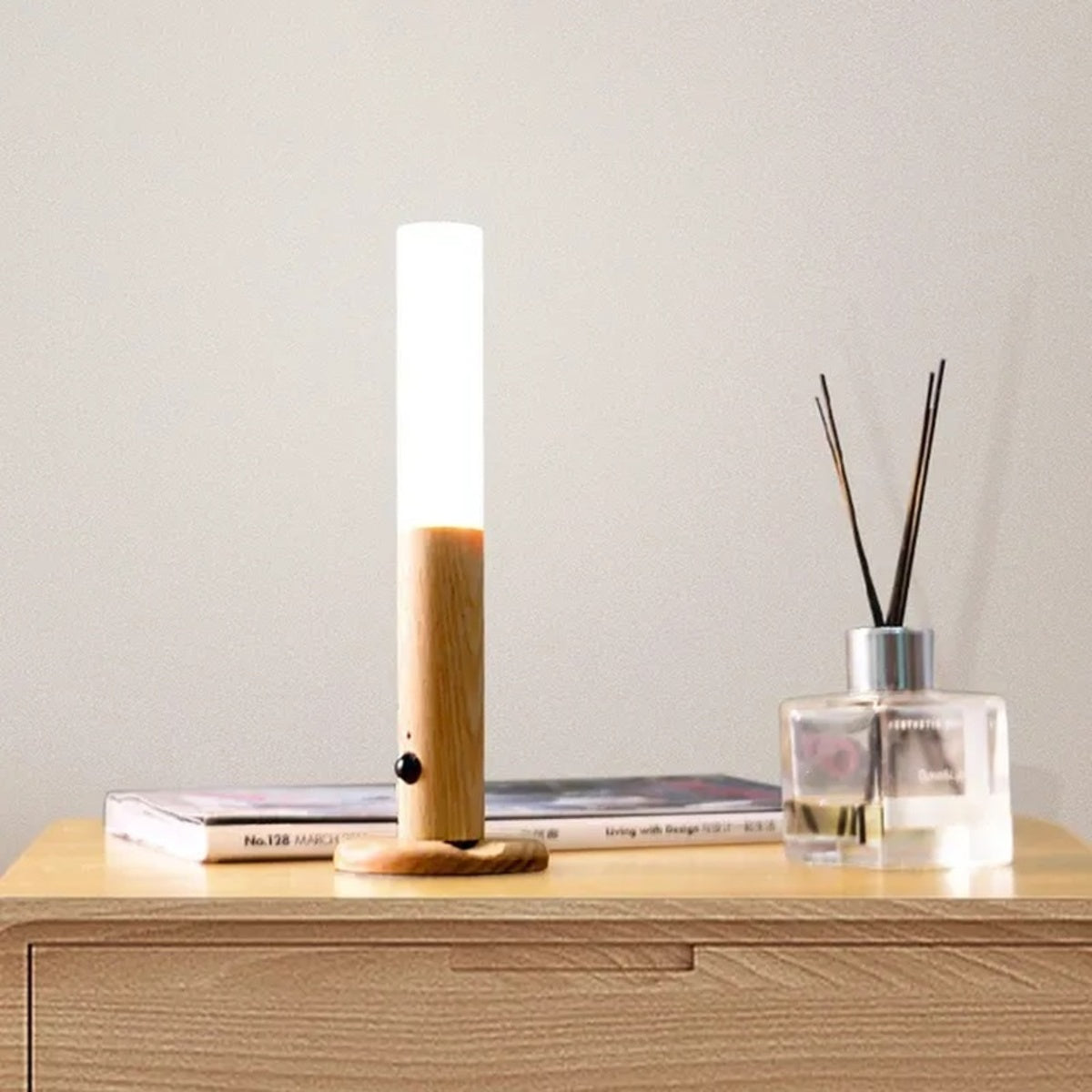 Motion Sensor Night Light, Rechargeable Body Sensor Night Light Indoor, Magnetic Wooden LED Wall Sconce For Bedroom Corridor Staircase Cabinet Intelligent Human Body Induction Night Light