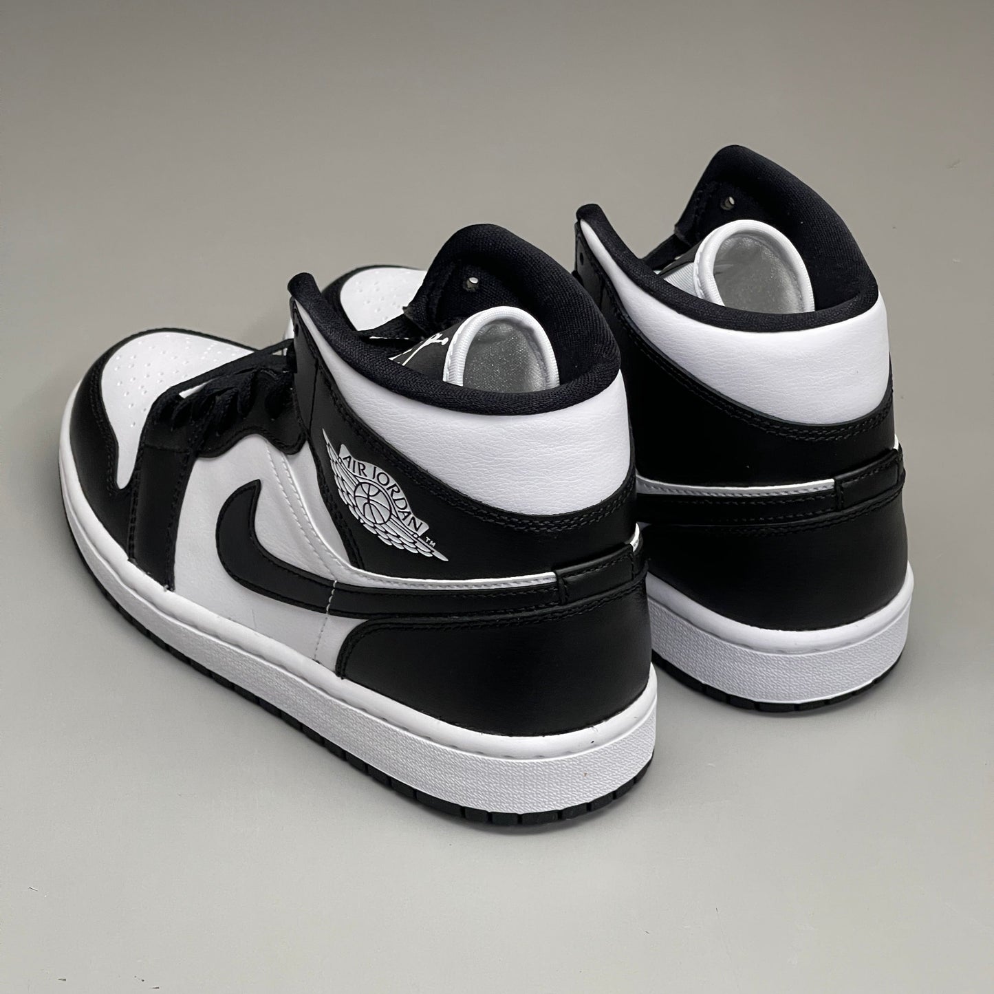 NIKE AIR JORDAN 1 Mid Panda Shoe Women's Sz 8.5 Black / White DV0991-101 (New)
