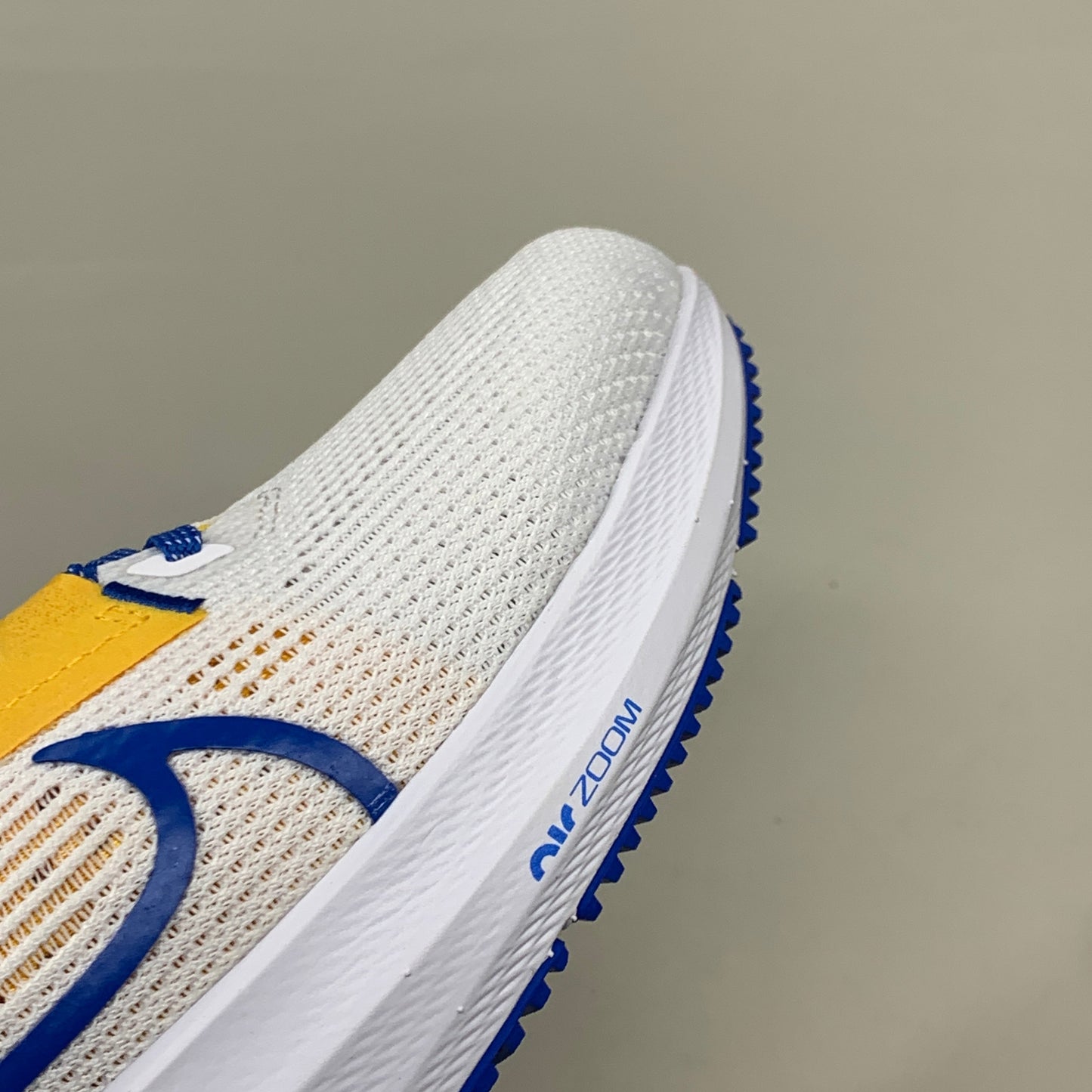 NIKE Zoom Pegasus 40 Shoes  UCLA White/Signal Blue-Gold 9 Women's 7.5 Mens DZ5988 100
