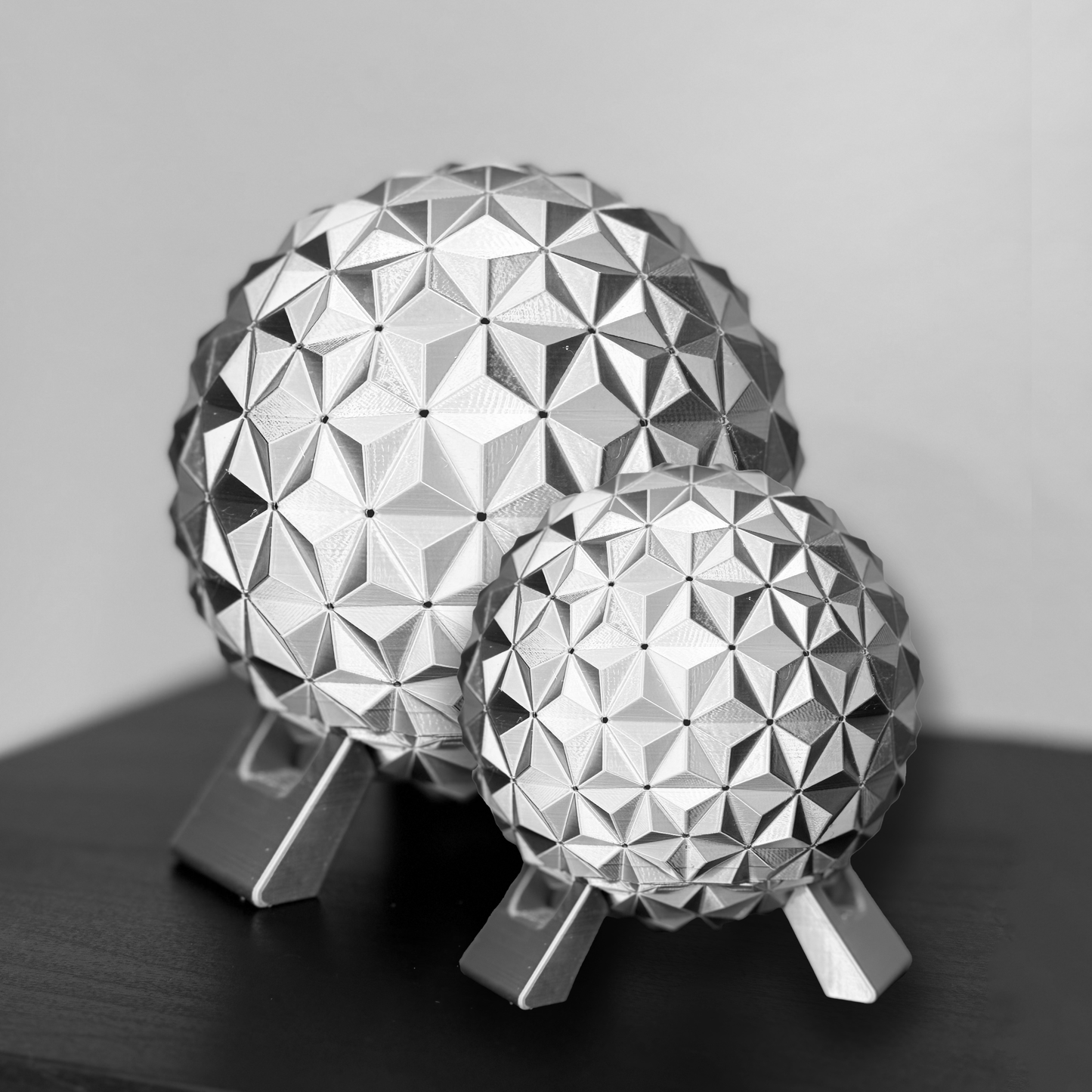 Spaceship Earth Nightlight – Silver PLA 3D Printed Lamp