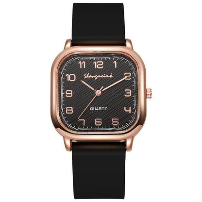 Fashionable quartz women's watch with silicone strap