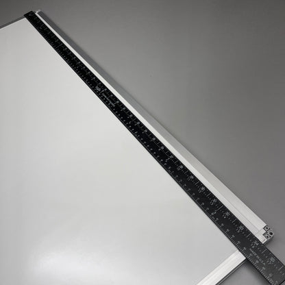 QUARTET Dry Erase Board Wall Mounted 85357N Silver/White 36x48 (new)