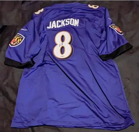 Lamar Jackson Baltimore Ravens autographed jersey with COA 105511
